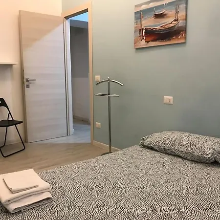 Appartement In Zona Bocconi